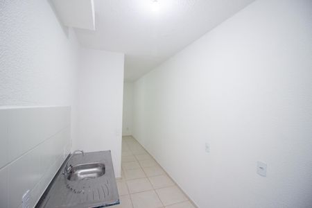 Apartamento para alugar com 45m², 2 quartos e 1 vaga Apartamento para alugar com 45m², 2 quartos e 1 vagaCozinha e Área de Serviço