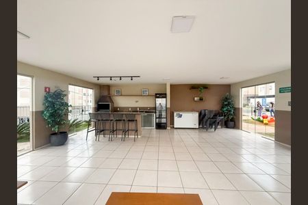 Apartamento para alugar com 45m², 2 quartos e 1 vaga Apartamento para alugar com 45m², 2 quartos e 1 vagaÁrea comum - Salão de festas