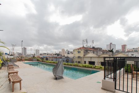 Apartamento para alugar com 37m², 2 quartos e 1 vaga Apartamento para alugar com 37m², 2 quartos e 1 vagaÁrea comum - Piscina