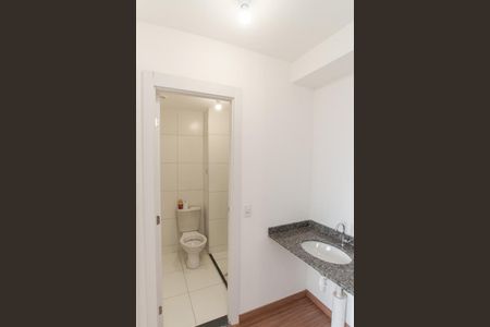 Apartamento para alugar com 37m², 2 quartos e 1 vaga Apartamento para alugar com 37m², 2 quartos e 1 vagaBanheiro