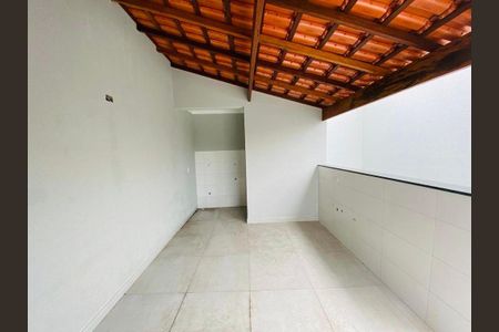 Casa à venda com 2 quartos, 114m² em Vila Curuçá, Santo André