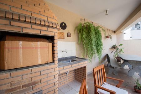 Casa à venda com 270m², 3 quartos e 6 vagasChurrasqueira