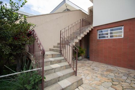 Casa à venda com 270m², 3 quartos e 6 vagasQuintal
