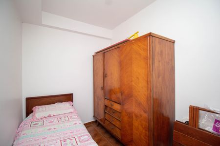 Casa à venda com 270m², 3 quartos e 6 vagasQuarto de Serviço