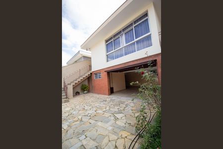 Casa à venda com 270m², 3 quartos e 6 vagasQuintal