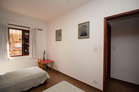 Casa à venda com 270m², 3 quartos e 6 vagasQuarto 2