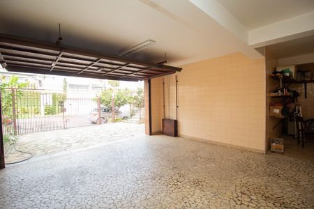 Casa à venda com 270m², 3 quartos e 6 vagasGaragem