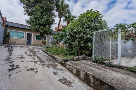 Casa para alugar com 310m², 3 quartos e 3 vagas Casa para alugar com 310m², 3 quartos e 3 vagasGaragem e jardim