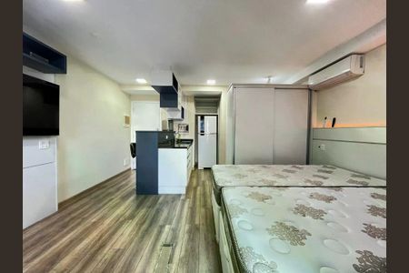 Apartamento à venda com 30m², 1 quarto e 1 vaga