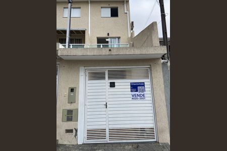 Casa à venda com 104m², 2 quartos e 2 vagasInstalação placa UKLP-633