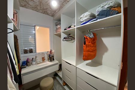Casa à venda com 104m², 2 quartos e 2 vagasCloset