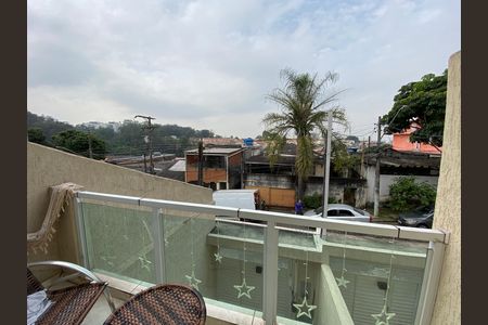 Casa à venda com 104m², 2 quartos e 2 vagasVaranda