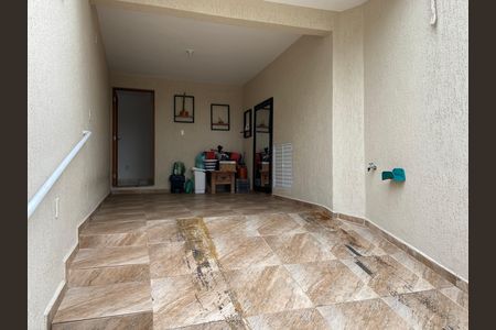 Casa à venda com 104m², 2 quartos e 2 vagasGaragem