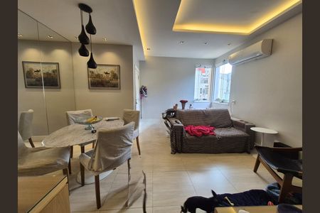 Apartamento à venda com 61m², 2 quartos e sem vaga Apartamento à venda com 61m², 2 quartos e sem vagaSala