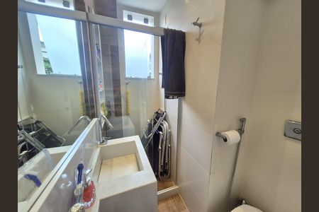 Apartamento à venda com 61m², 2 quartos e sem vaga Apartamento à venda com 61m², 2 quartos e sem vagaBanheiro