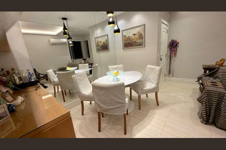 Sala de Jantar de apartamento à venda com 2 quartos, 61m² em Laranjeiras, Rio de Janeiro