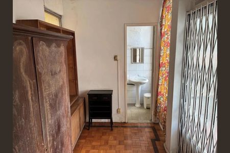 Casa à venda com 238m², 4 quartos e 4 vagas