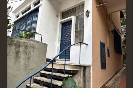 Casa à venda com 238m², 4 quartos e 4 vagas