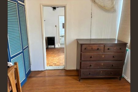 Casa à venda com 238m², 4 quartos e 4 vagas