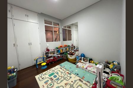 Apartamento à venda com 185m², 3 quartos e 1 vaga Apartamento à venda com 185m², 3 quartos e 1 vagaQuarto