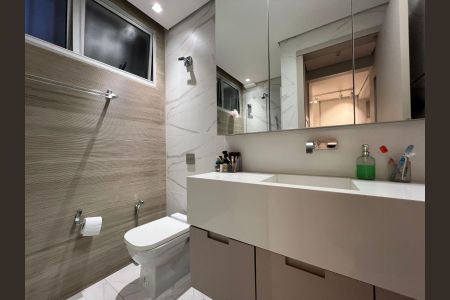 Apartamento à venda com 185m², 3 quartos e 1 vaga Apartamento à venda com 185m², 3 quartos e 1 vagaBanheiro
