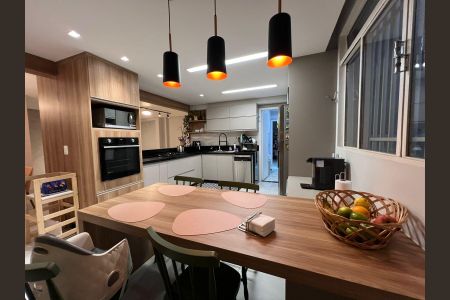 Apartamento à venda com 185m², 3 quartos e 1 vaga Apartamento à venda com 185m², 3 quartos e 1 vagaCozinha