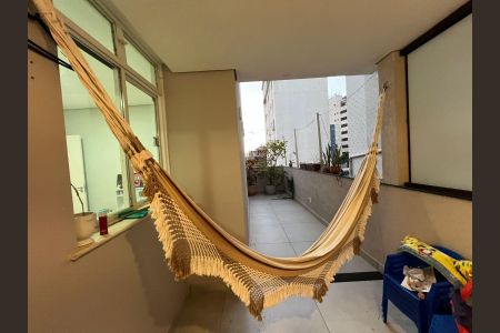 Apartamento à venda com 185m², 3 quartos e 1 vaga Apartamento à venda com 185m², 3 quartos e 1 vagaÁrea externa