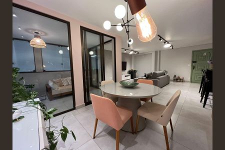 Apartamento à venda com 185m², 3 quartos e 1 vaga Apartamento à venda com 185m², 3 quartos e 1 vagaSala de Jantar