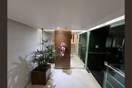 Apartamento à venda com 185m², 3 quartos e 1 vaga Apartamento à venda com 185m², 3 quartos e 1 vagaÁrea externa