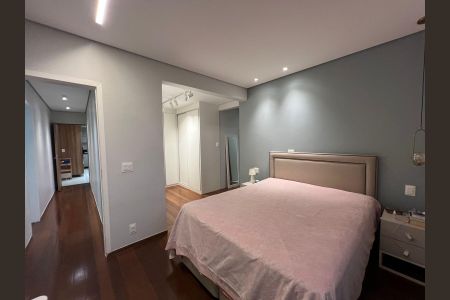 Apartamento à venda com 185m², 3 quartos e 1 vaga Apartamento à venda com 185m², 3 quartos e 1 vagaQuarto