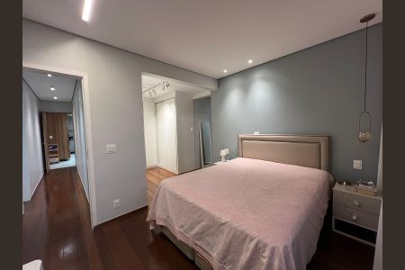 Apartamento à venda com 185m², 3 quartos e 1 vaga Apartamento à venda com 185m², 3 quartos e 1 vagaQuarto