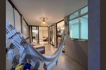 Apartamento à venda com 185m², 3 quartos e 1 vaga Apartamento à venda com 185m², 3 quartos e 1 vagaÁrea externa