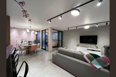 Apartamento à venda com 185m², 3 quartos e 1 vaga Apartamento à venda com 185m², 3 quartos e 1 vagaSala