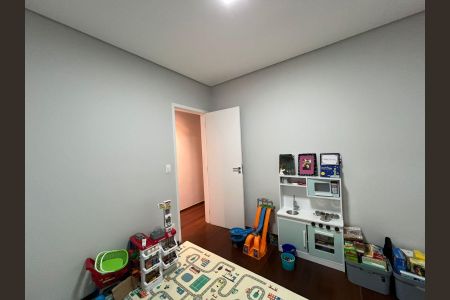 Apartamento à venda com 185m², 3 quartos e 1 vaga Apartamento à venda com 185m², 3 quartos e 1 vagaQuarto
