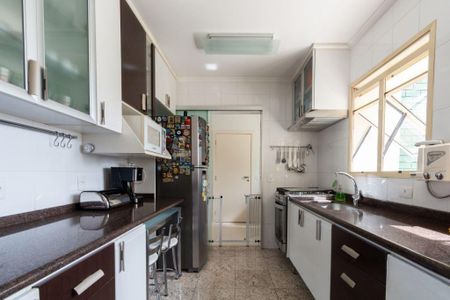 Apartamento à venda com 127m², 2 quartos e 3 vagas