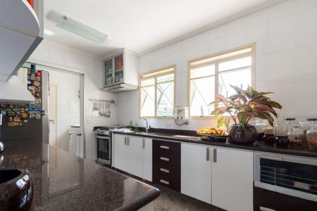 Apartamento à venda com 127m², 2 quartos e 3 vagas
