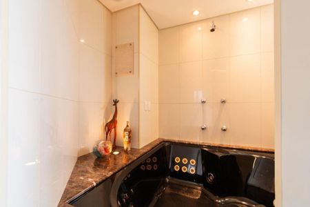 Apartamento à venda com 127m², 2 quartos e 3 vagas