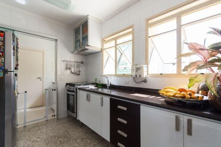 Apartamento à venda com 127m², 2 quartos e 3 vagas