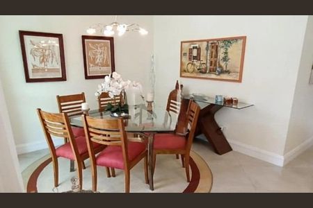Apartamento à venda com 193m², 4 quartos e 4 vagas
