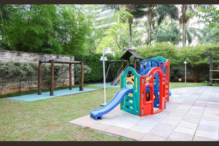 Apartamento à venda com 193m², 4 quartos e 4 vagas