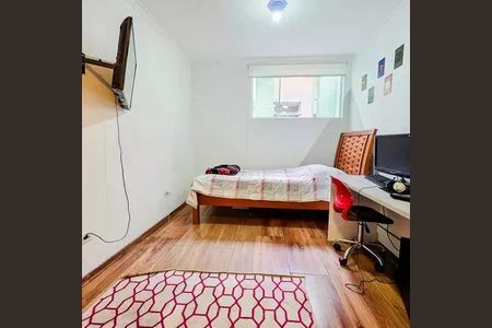 Casa à venda com 4 quartos, 251m² em Santa Terezinha, Santo André