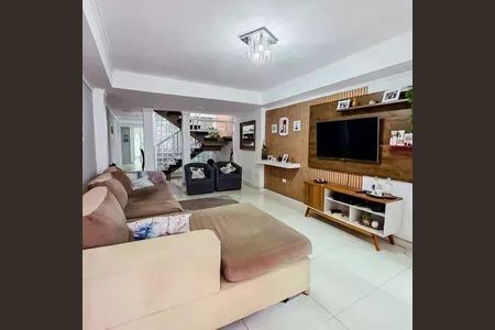 Casa à venda com 4 quartos, 251m² em Santa Terezinha, Santo André