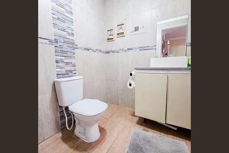 Casa à venda com 251m², 4 quartos e 2 vagas
