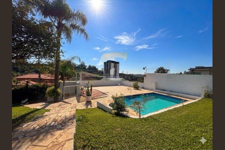Casa à venda com 301m², 3 quartos e 3 vagas