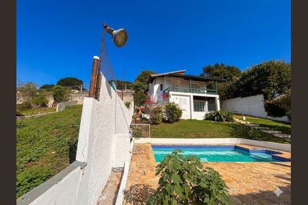 Casa à venda com 301m², 3 quartos e 3 vagas