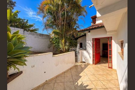 Casa à venda com 301m², 3 quartos e 3 vagas