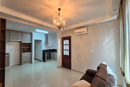 Sala de casa para alugar com 3 quartos, 180m² em Jardim Santa Lúcia, Campinas