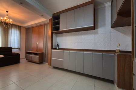 Casa para alugar com 180m², 3 quartos e 2 vagasCopa 