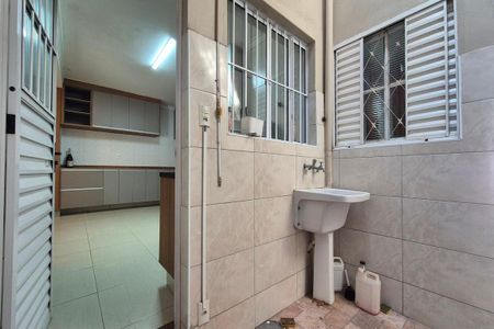 Casa para alugar com 180m², 3 quartos e 2 vagasÁrea de Serviço