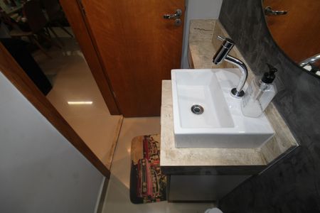 Casa para alugar com 75m², 2 quartos e 1 vagaLavabo